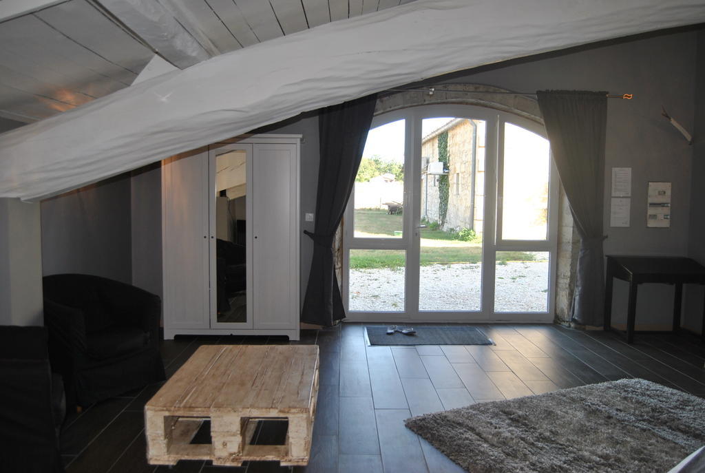 La Grange De La Dupuise Bed & Breakfast *